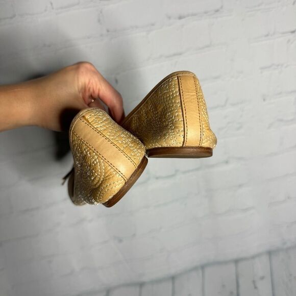 Tory Burch embroidered leather flats - Picture 7 of 8